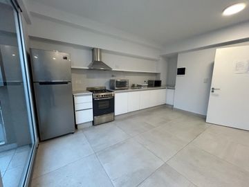 VENTA DEPARTAMENTO 4 AMB C/BALCON  CABALLITO