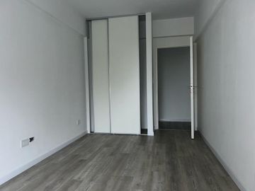 VENTA DEPARTAMENTO 4 AMB C/BALCON  CABALLITO