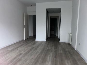 VENTA DEPARTAMENTO 4 AMB C/BALCON  CABALLITO