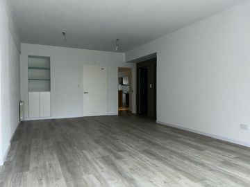 VENTA DEPARTAMENTO 4 AMB C/BALCON  CABALLITO