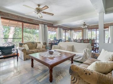 Casa en Nautico Escobar con Jardin y vista al GOLF
