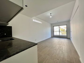 Monoambiente a estrenar FRENTE - VENTA CON RENTA