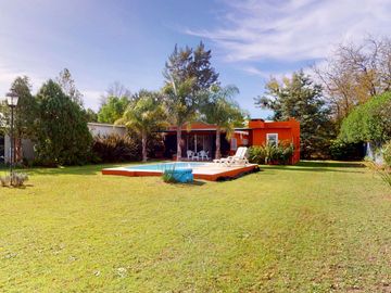 Casa en venta en Parque Girado, Chascomús