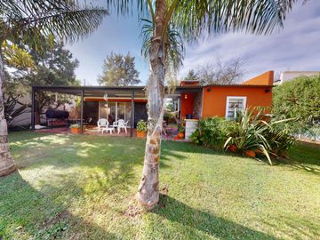 Casa en venta en Parque Girado, Chascomús