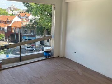 2 AMBIENTES CON PATIO Y TERRAZA DOBLE 76 m2