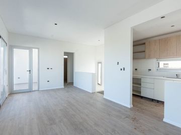 DEPARTAMENTO DÚPLEX A ESTRENAR CATEGORÍA. LA PLATA