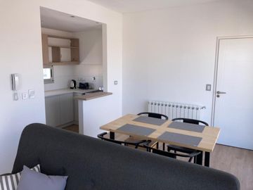 DEPARTAMENTO DÚPLEX A ESTRENAR CATEGORÍA. LA PLATA