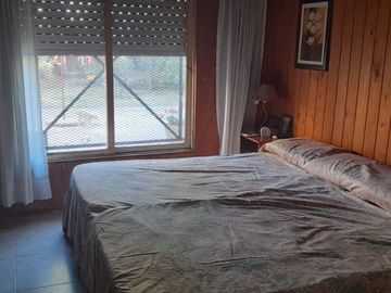 CASA S.LOTE PROPIO, COCHERA P. DOS AUTOS Y JARDIN