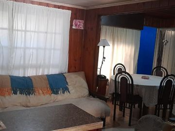 CASA S.LOTE PROPIO, COCHERA P. DOS AUTOS Y JARDIN