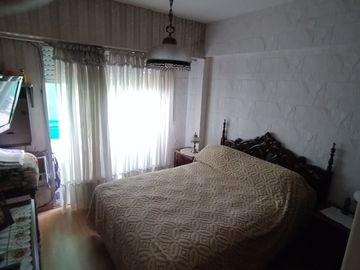 DEPARTAMENTO 4 AMBIENTES CON BALCÓN EN BARRACAS