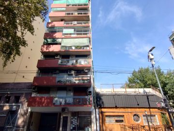 DEPARTAMENTO 4 AMBIENTES CON BALCÓN EN BARRACAS