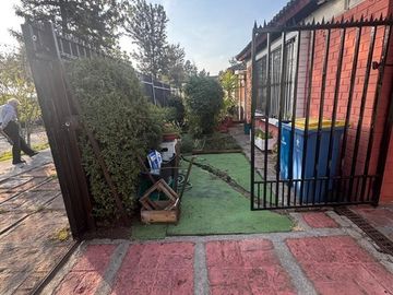 Casa en Venta en ALIHUEN CON GERONIMO DE ALDERETE