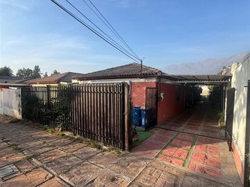 Casa en Venta en ALIHUEN CON GERONIMO DE ALDERETE