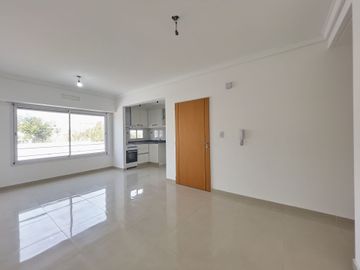 VENTA DTO 3 AMBIENTES  CON VESTIDOR RAMOS MEJIA