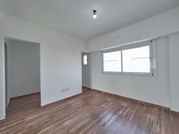 VENTA 2 AMBIENTES DIVISIBLE A ESTRENAR RAMOS MEJIA