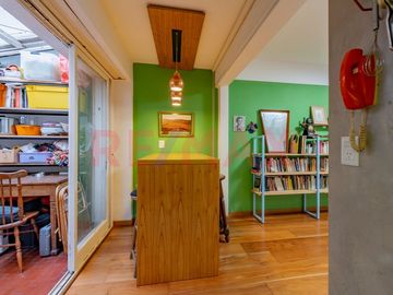 Venta Depto monoambiente estudio y patio Coghlan