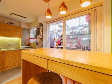 Venta Depto monoambiente estudio y patio Coghlan