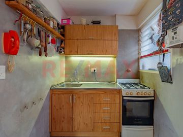 Venta Depto monoambiente estudio y patio Coghlan