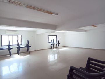 Venta Dpto en Avellaneda centro-Seguridad-Cochera-