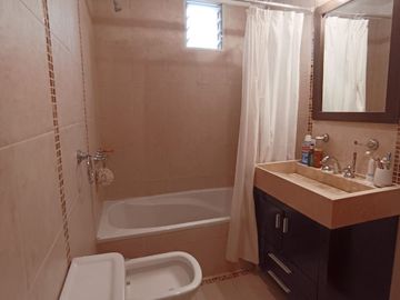 Venta Dpto en Avellaneda centro-Seguridad-Cochera-