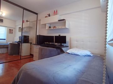 Venta Dpto en Avellaneda centro-Seguridad-Cochera-