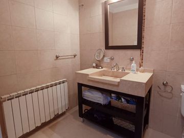 Venta Dpto en Avellaneda centro-Seguridad-Cochera-