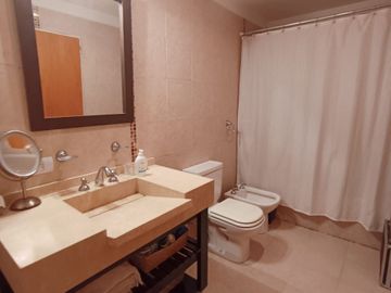 Venta Dpto en Avellaneda centro-Seguridad-Cochera-