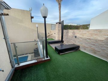 CASA. 5 AMBIENTES. VENTA. VILLA DEL PARQUE. CABA