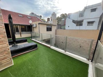 CASA. 5 AMBIENTES. VENTA. VILLA DEL PARQUE. CABA