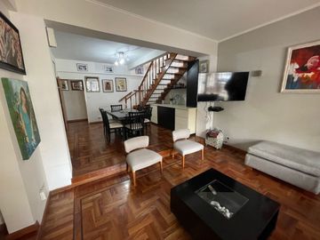 CASA. 5 AMBIENTES. VENTA. VILLA DEL PARQUE. CABA