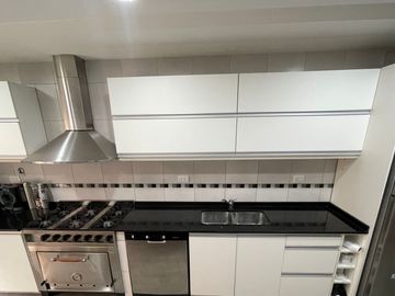 CASA. 5 AMBIENTES. VENTA. VILLA DEL PARQUE. CABA