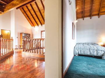CASA 6 AMB. VENTA CIUDAD EVITA - APTO CREDITO