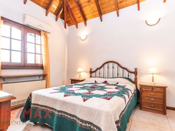 CASA 6 AMB. VENTA CIUDAD EVITA - APTO CREDITO