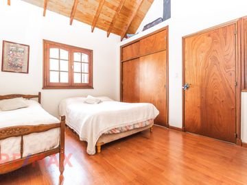 CASA 6 AMB. VENTA CIUDAD EVITA - APTO CREDITO