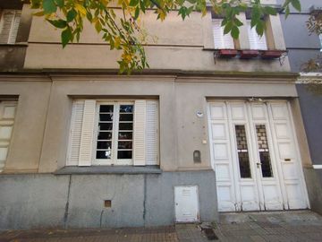 Venta Casa 5 Ambientes 62 e/47 y 49 - Necochea