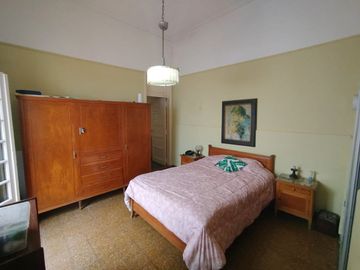 Venta Casa 5 Ambientes 62 e/47 y 49 - Necochea