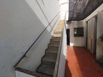 Venta Casa 5 Ambientes 62 e/47 y 49 - Necochea