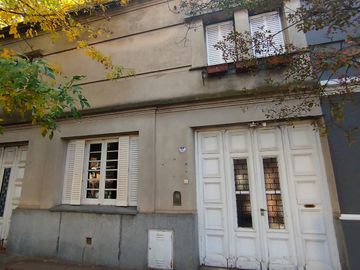 Venta Casa 5 Ambientes 62 e/47 y 49 - Necochea