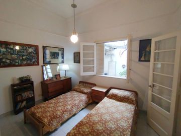 Venta Casa 5 Ambientes 62 e/47 y 49 - Necochea