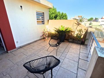 VENTA PH 4/5  AMB VILLA LURO COCHERA PATIO Y TERR