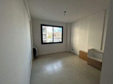VENTA 2 AMBIENTES C/ESCRITORIO - Almagro