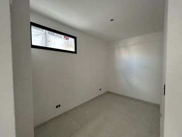 VENTA 2 AMBIENTES C/ESCRITORIO - Almagro