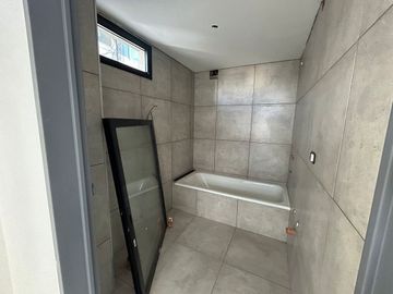 VENTA 2 AMBIENTES C/ESCRITORIO - Almagro