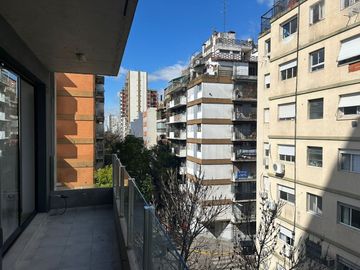 VENTA 2 AMBIENTES C/ESCRITORIO - Almagro