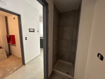 VENTA 2 AMBIENTES C/ESCRITORIO - Almagro