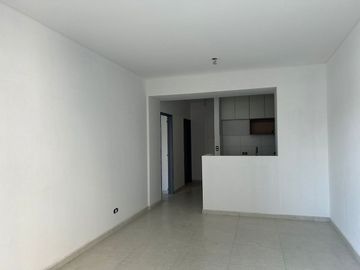 VENTA 2 AMBIENTES C/ESCRITORIO - Almagro
