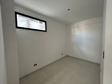 VENTA 2 AMBIENTES C/ESCRITORIO - Almagro