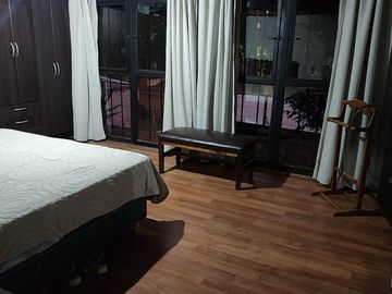 VENTA CASA IDEAL-CLLE BUSQUETS-LA COLONIA-JUNI-MZA