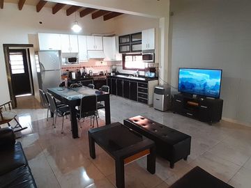 VENTA CASA IDEAL-CLLE BUSQUETS-LA COLONIA-JUNI-MZA