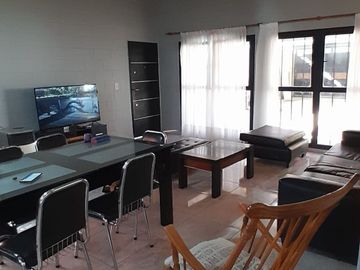 VENTA CASA IDEAL-CLLE BUSQUETS-LA COLONIA-JUNI-MZA